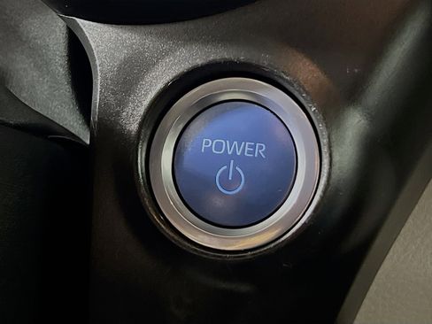 Used 2024 Toyota Sienna XLE image 23