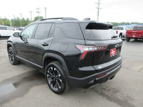Certified 2025 Chevrolet Equinox RS FWD image 9