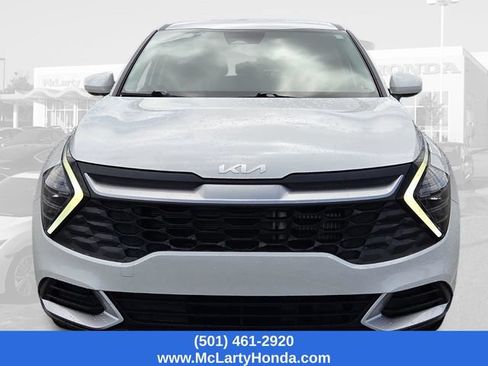 Used 2025 Kia Sportage LX AWD/4WD image 6