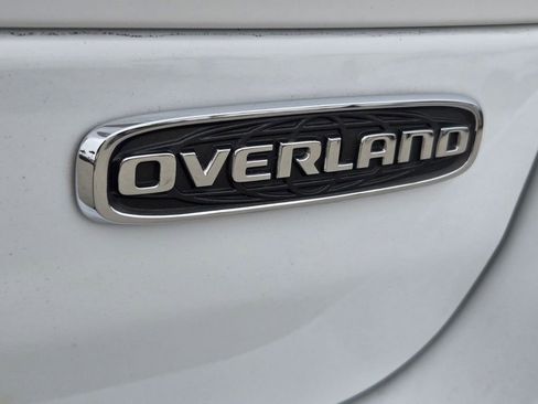 Used 2022 Jeep Grand Cherokee Overland w/ Adv Protech Group III image 14