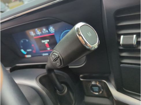 Used 2024 Ford F350 Lariat w/ Chrome Package image 22