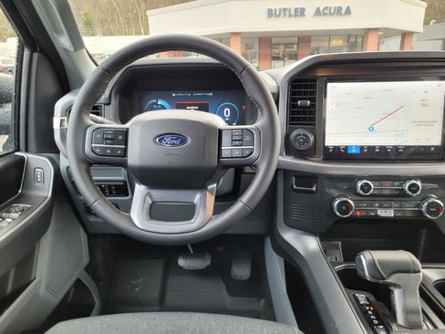 New 2025 Ford F150 Lightning XLT image 13