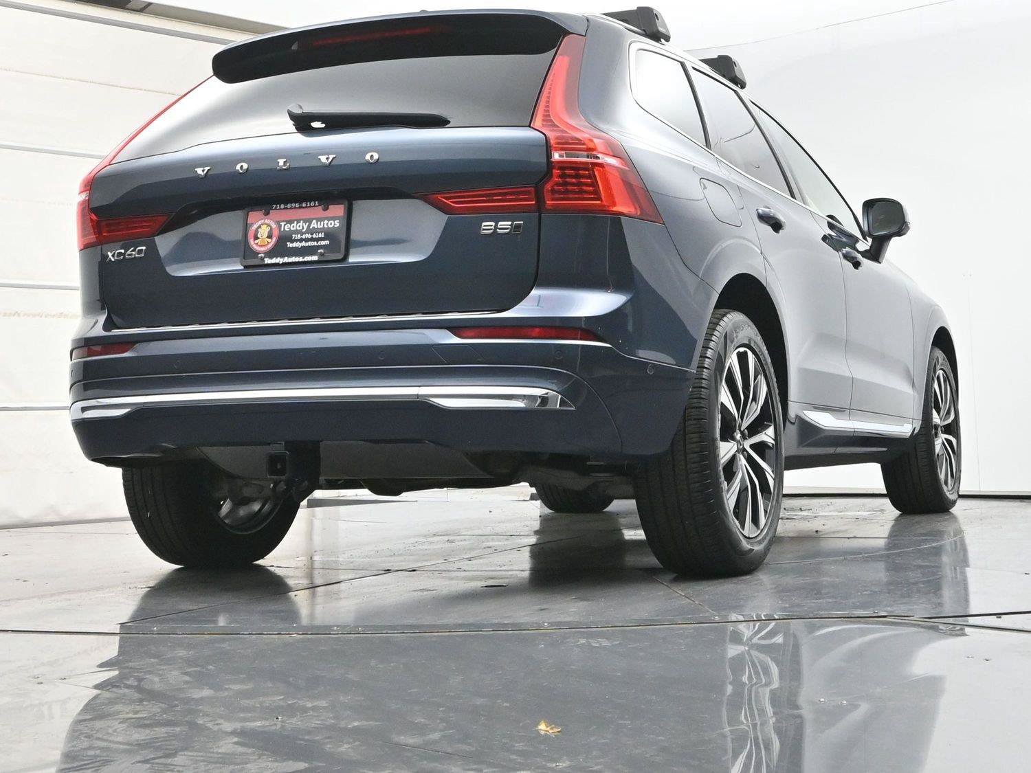 Used 2023 Volvo XC60 B5 Plus w/ Climate Package AWD/4WD image 35