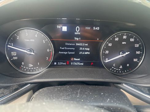 Used 2021 Buick Envision Avenir w/ Technology Package II FWD image 11