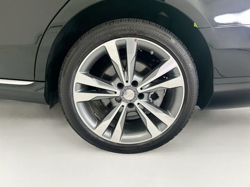 Used 2017 Mercedes-Benz C 300 4MATIC Sedan image 30
