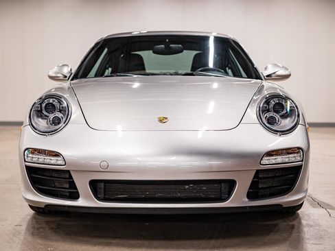 Used 2011 Porsche 911 Carrera S RWD image 5
