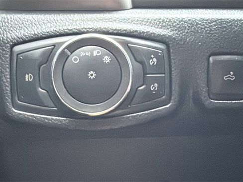 Certified 2019 Ford Ranger XLT w/ Equipment Group 302A Luxury image 18