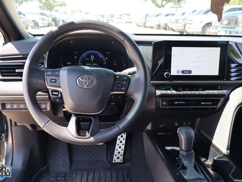 Used 2026 Toyota Camry SE w/ Convenience Package FWD image 18