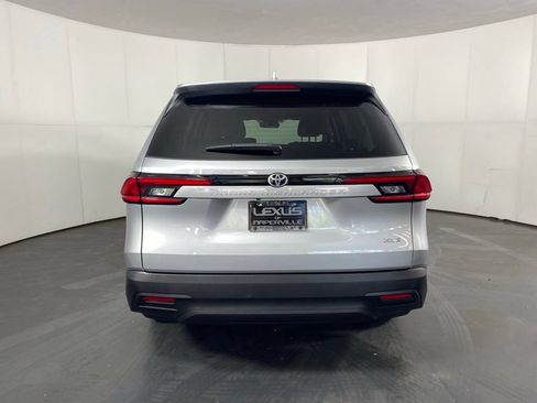 Used 2025 Toyota Grand Highlander FWD image 8