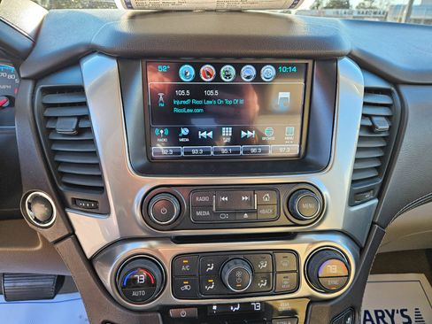 Used 2020 Chevrolet Suburban Premier image 23