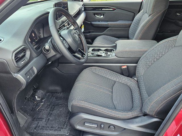New 2026 Honda Pilot Sport image 9