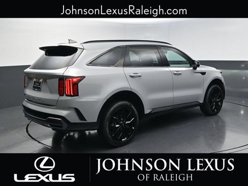 Used 2022 Kia Sorento SX AWD/4WD image 9