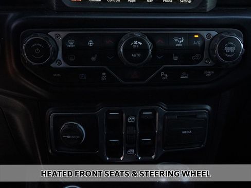 Used 2022 Jeep Wrangler Unlimited Sahara w/ Cold Weather Group AWD/4WD image 6