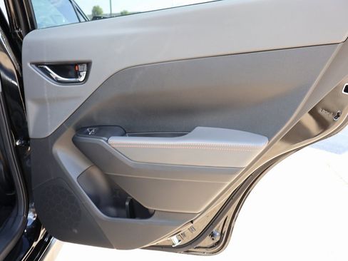 New 2025 Subaru Crosstrek 2.5i Limited w/ Crosstrek Mirror Package image 12