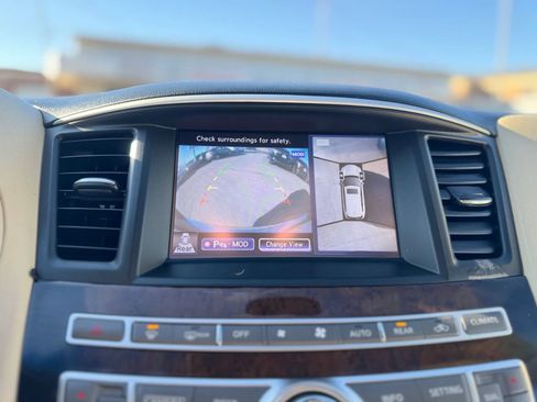 Used 2015 INFINITI QX60 AWD w/ Deluxe Touring Package image 39