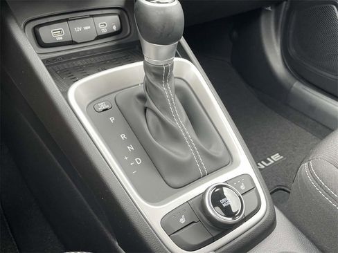 New 2026 Hyundai Venue SEL image 17