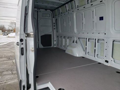 New 2026 Mercedes-Benz Sprinter 2500 image 13