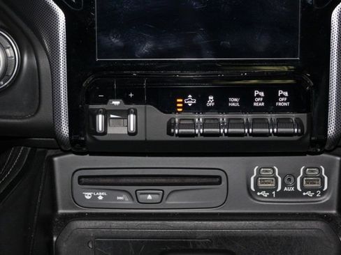 Used 2019 RAM 1500 Limited image 17