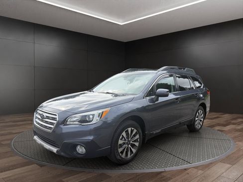 Used 2017 Subaru Outback 2.5i Limited AWD/4WD image 4