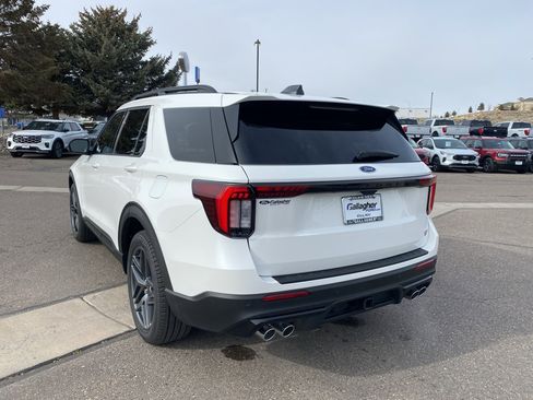 New 2026 Ford Explorer ST image 22