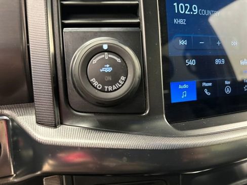 Certified 2025 Ford F150 Platinum w/ FX4 Off-Road Package image 35