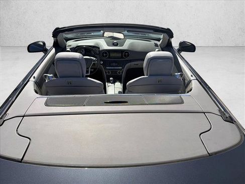 Used 2013 Mercedes-Benz SL 550 image 23