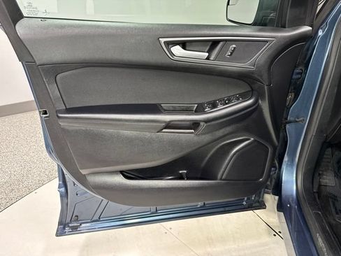 Used 2018 Ford Edge SE AWD/4WD image 8