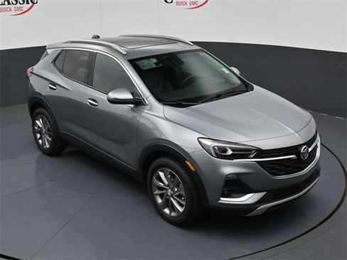 Used 2023 Buick Encore GX Essence w/ Experience Buick Package image 13