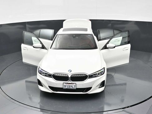 Used 2023 BMW 330i Sedan w/ Premium Package RWD image 33