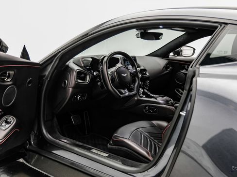 Used 2023 Aston Martin V12 Vantage RWD image 39