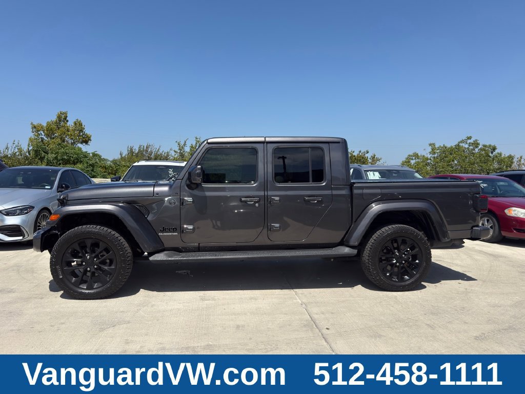 Used 2021 Jeep Gladiator Overland AWD/4WD image 6