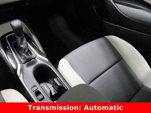 Certified 2025 Toyota Corolla LE image 16