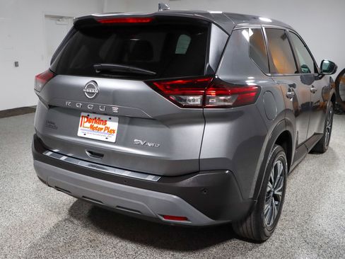 Used 2022 Nissan Rogue SV AWD/4WD image 7