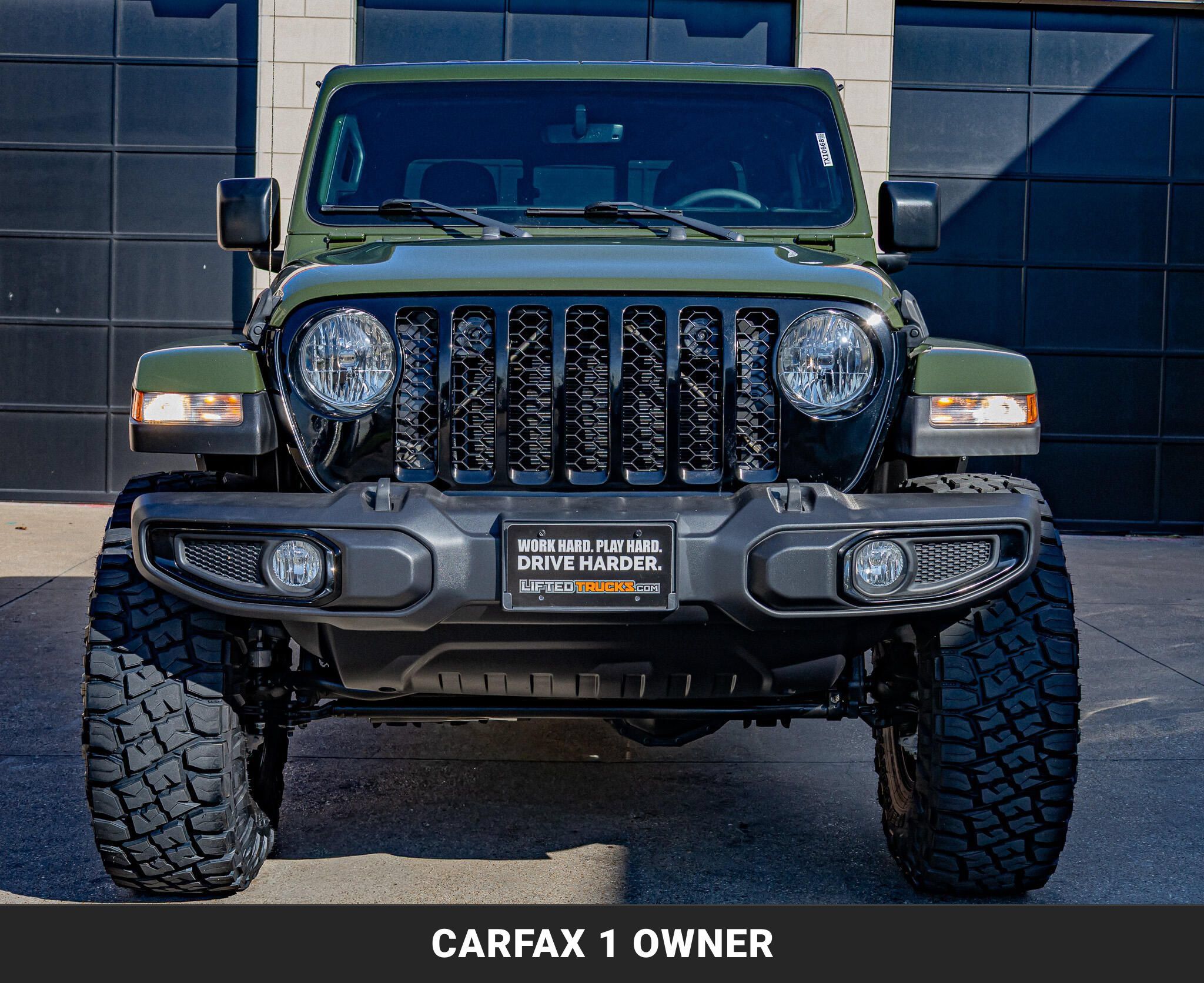 Used 2023 Jeep Gladiator Sport AWD/4WD image 4