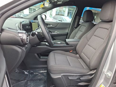 Used 2025 Chevrolet Equinox LT image 14