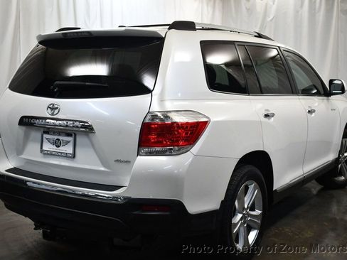 Used 2012 Toyota Highlander Limited w/ Tow Pkg image 9