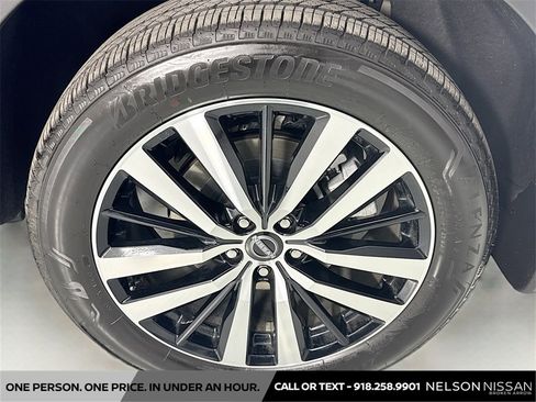 Certified 2024 Nissan Pathfinder Platinum w/ Cargo Package image 34