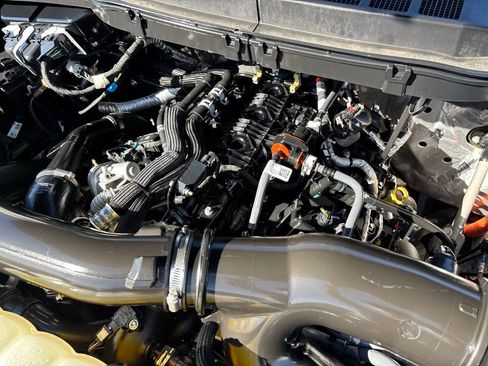 Used 2024 Ford F150 Lariat w/ FX4 Off-Road Package image 35