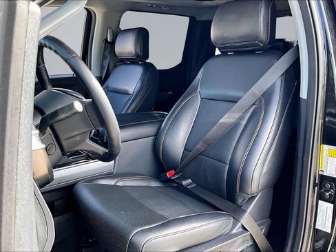 Used 2024 Ford F250 Lariat w/ Lariat Ultimate Package AWD/4WD image 24