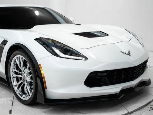 Used 2016 Chevrolet Corvette Z06 w/ 2LZ Preferred Equipment Group image 15