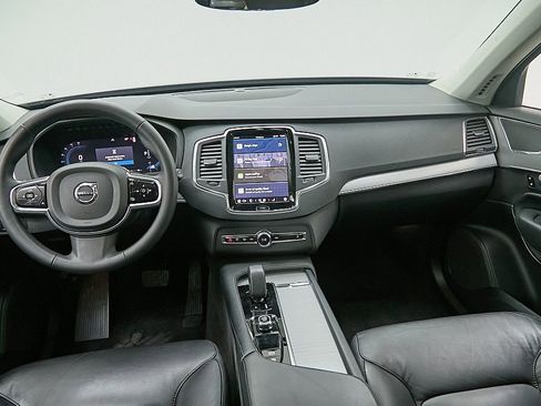 Used 2023 Volvo XC90 B5 Core w/ Climate Package image 25