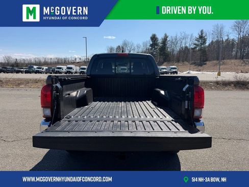 Used 2022 Toyota Tacoma SR5 image 24