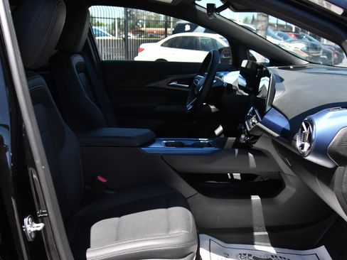 Used 2025 Chevrolet Equinox EV LT FWD image 53