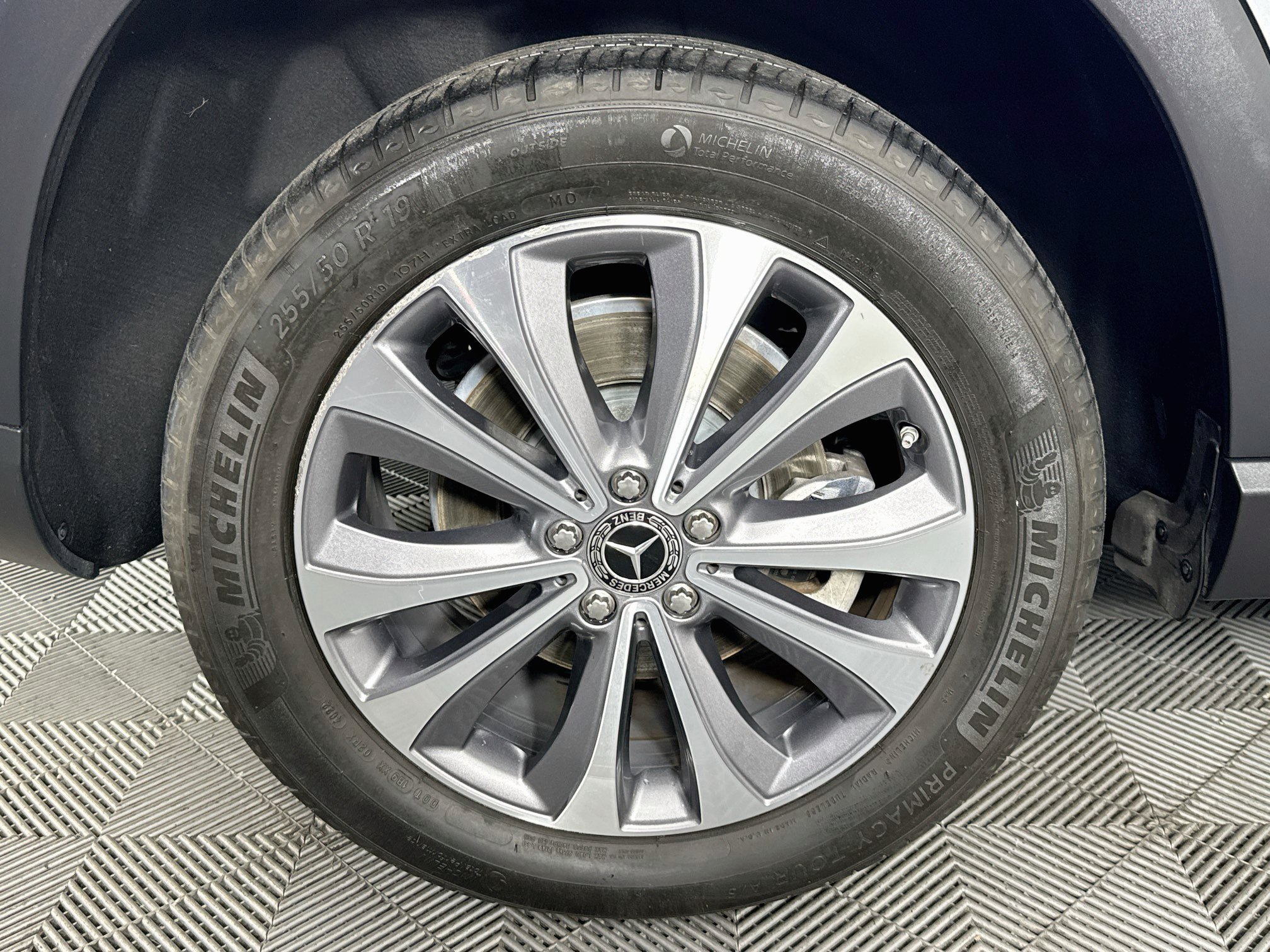 Used 2023 Mercedes-Benz GLE 350 w/ Premium Package image 55