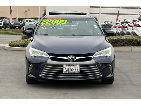 Used 2015 Toyota Camry XLE w/ Advanced Technology Package FWD image 9
