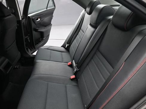 Used 2017 Toyota Camry SE FWD image 20