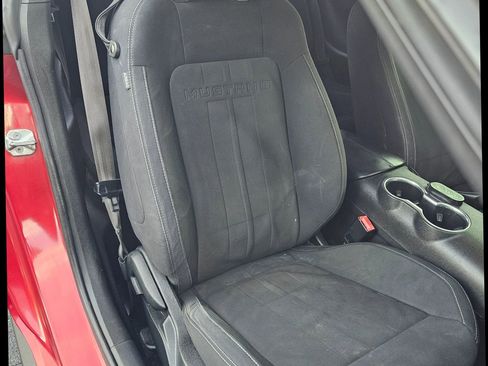 Used 2019 Ford Mustang Coupe w/ Equipment Group 101A RWD image 28