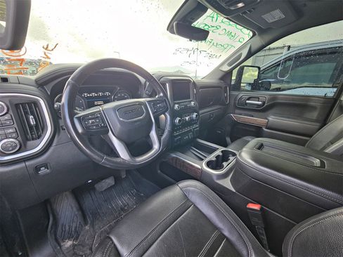 Used 2021 GMC Sierra 3500 Denali w/ Denali Ultimate Package image 6