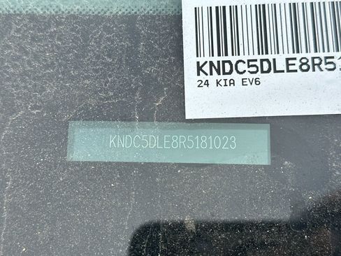 Certified 2024 Kia EV6 GT AWD/4WD image 4
