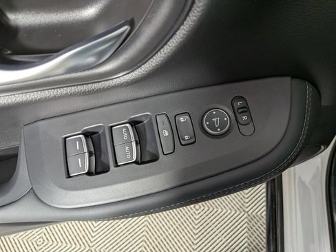 New 2026 Honda HR-V EX-L image 13